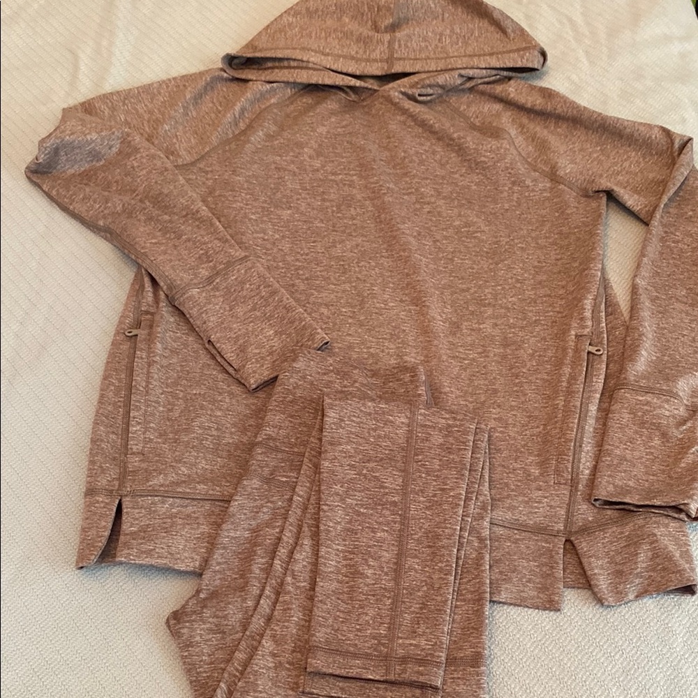 Aerie Heathered Brown Lounge Set